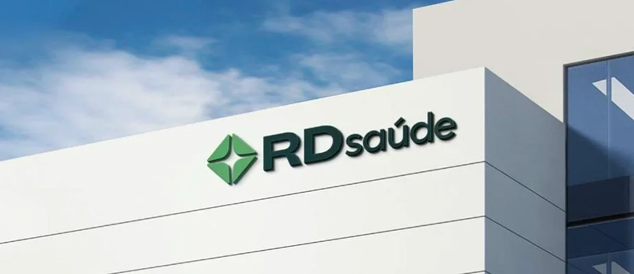 Fachada com o logotipo da RD Saúde